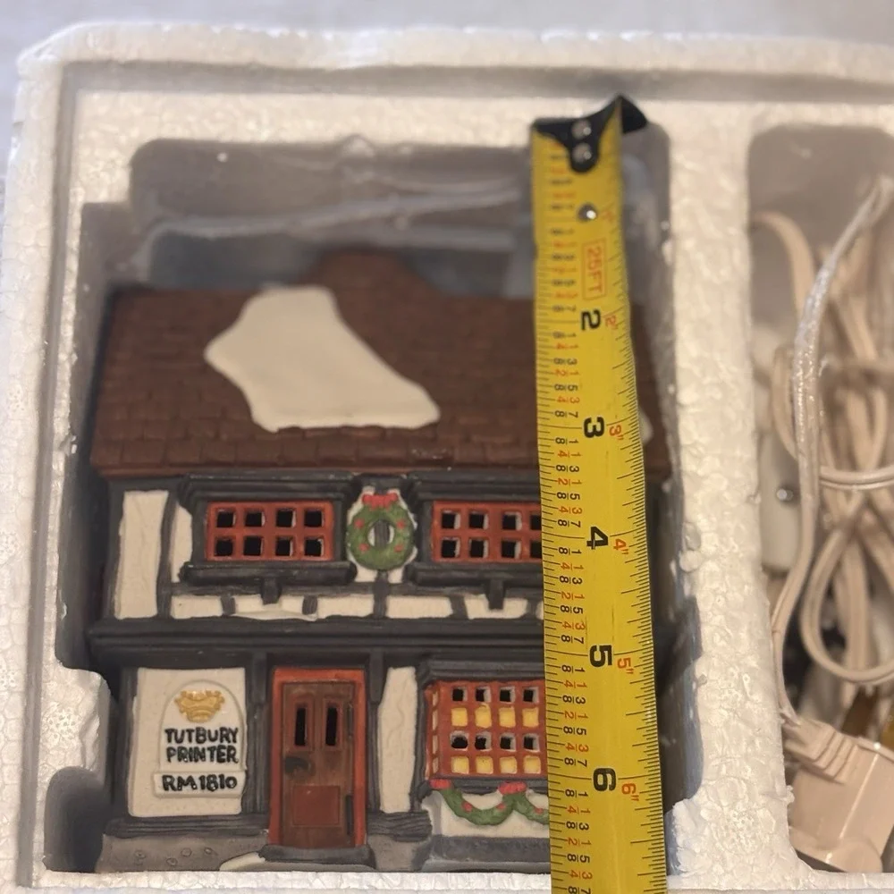 Department 56 Tutbury Printer Porcelain Christmas Holiday Dickens Village 5568-9